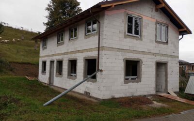 Okná namontované, pokračujeme ďalej…